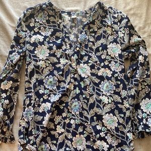 Old navy floral pattern blouse - M